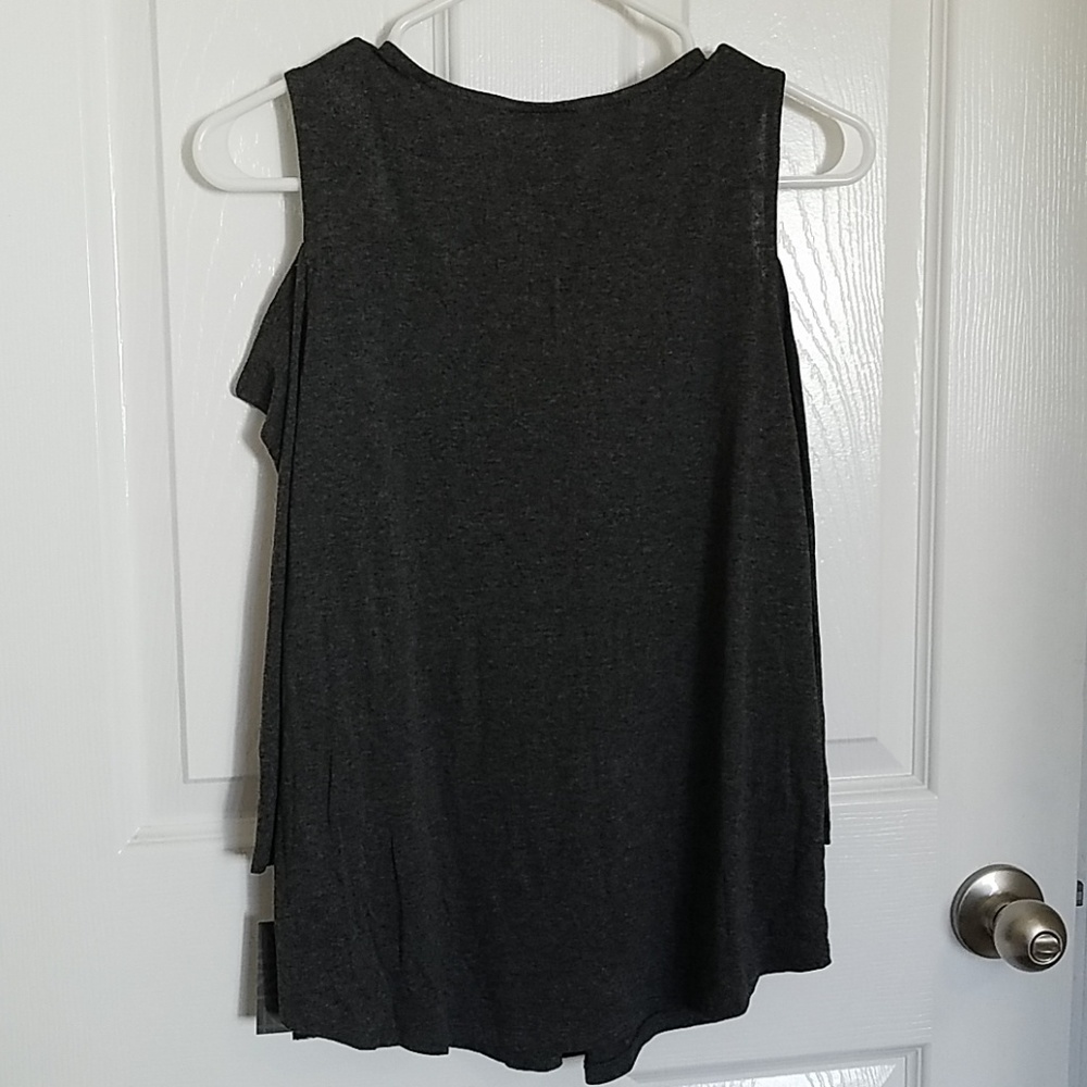 New top - Picture 3 of 3